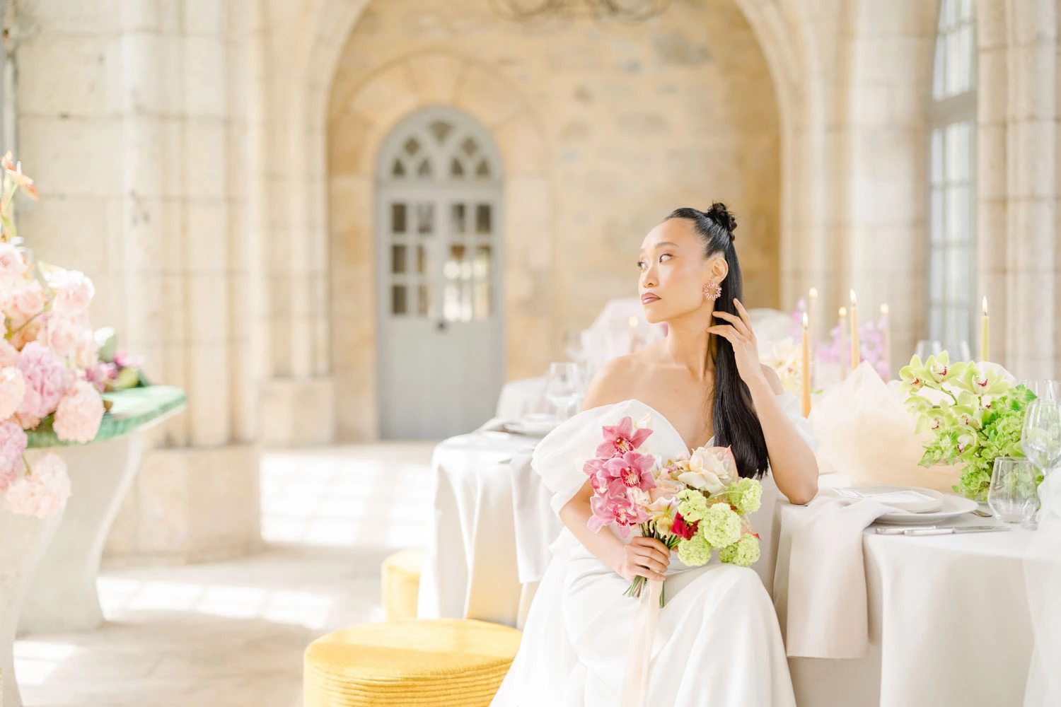 robe événement bonheur composition florale gris